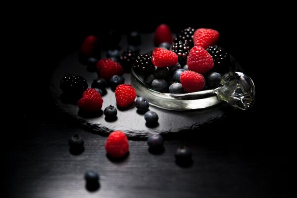 berries, raspberries, blackberries-2986532.jpg